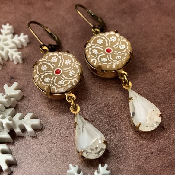 Antique Gingerbread Glass Cookie Button Givre Crystal Christmas Holiday Earrings - Picture 3 of 7